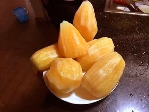 Củ sâm đất khá bổ dưỡng. Ảnh: Hạ Mây