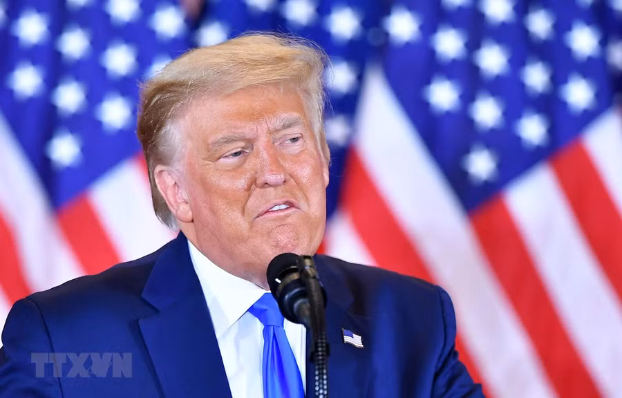  Tổng thống Mỹ Donald Trump trong cuộc họp báo sau Ngày Bầu cử tại Washington DC., ngày 4/11. (Ảnh: AFP/TTXVN)