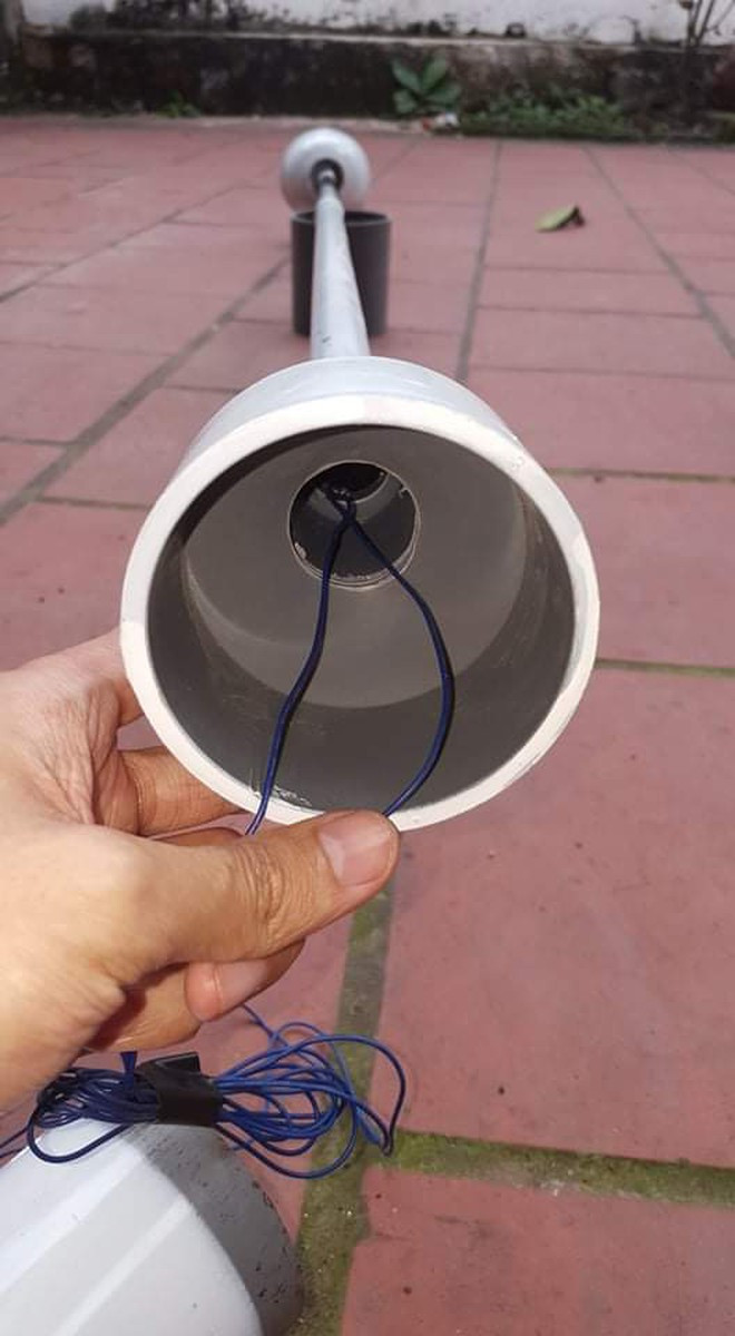 Hộp điện điều kiển được tiết chế rất nhiều