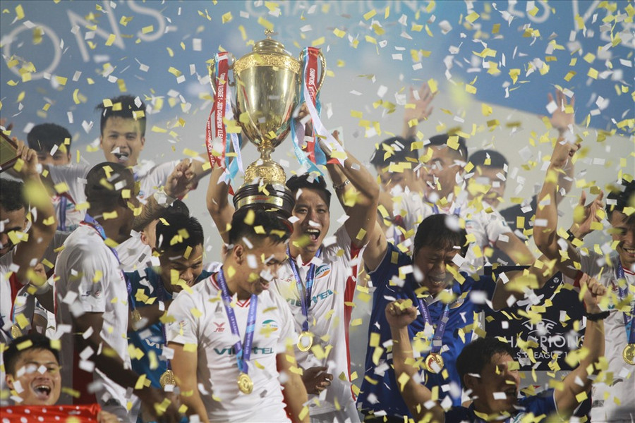 Viettel sẽ trở thành đại diện Việt Nam tham dự AFC Champions League 2020. 2 suất dự AFC Cup được chia đều cho Hà Nội và Sài Gòn. Ảnh: Thanh Vũ