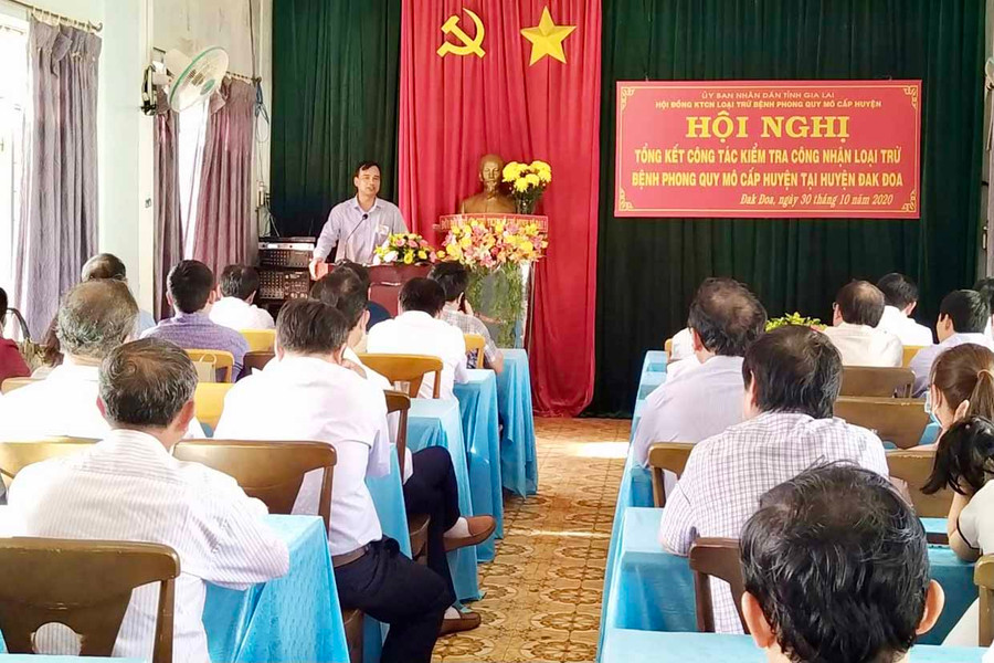 Hội nghị tổng kết công tác kiểm tra công nhận loại trừ phong huyện Đak Đoa. Ảnh: Như Nguyện Hội nghị tổng kết công tác kiểm tra công nhận loại trừ phong huyện Đak Đoa. Ảnh: Như Nguyện