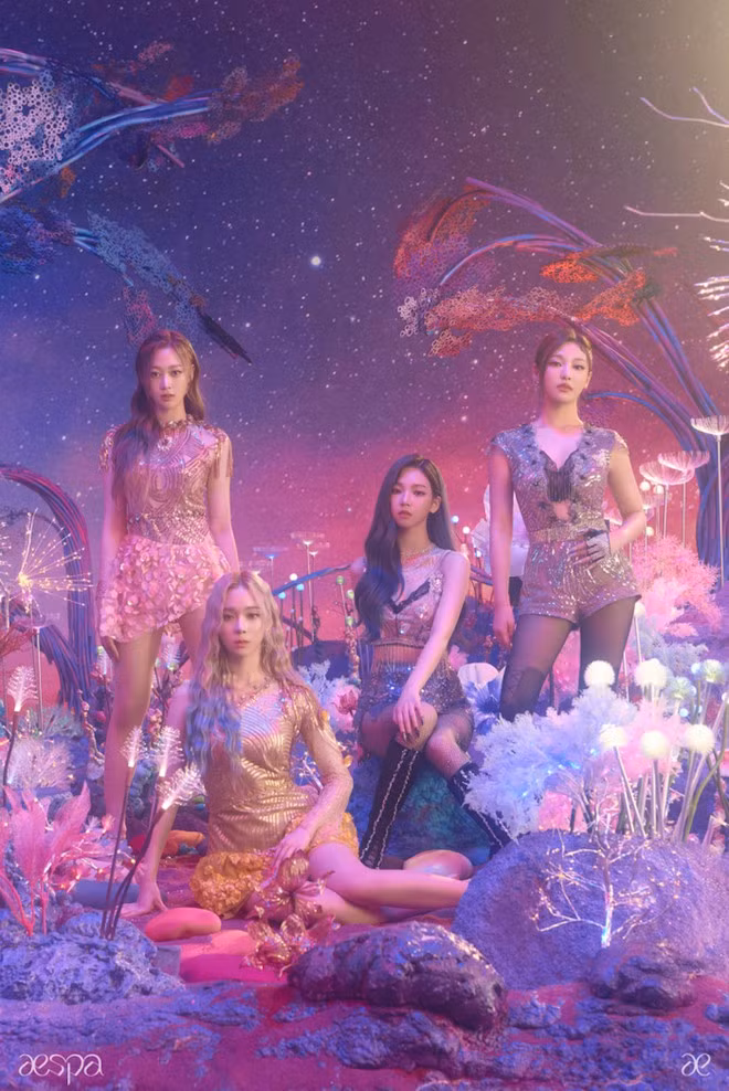 Được đào tạo và quản lý bởi SM Entertainment - một trong những công ty giải trí top đầu Hàn Quốc, Aespa đang là tân binh được quan tâm nhất Kpop hiện nay. Bên cạnh vấn đề thực lực, nhan sắc của 4 nữ thần tượng thế hệ mới này trở thành đề tài được dân mạng “mổ xẻ” suốt thời gian qua ẢNH: SM ENTERTAINMENT