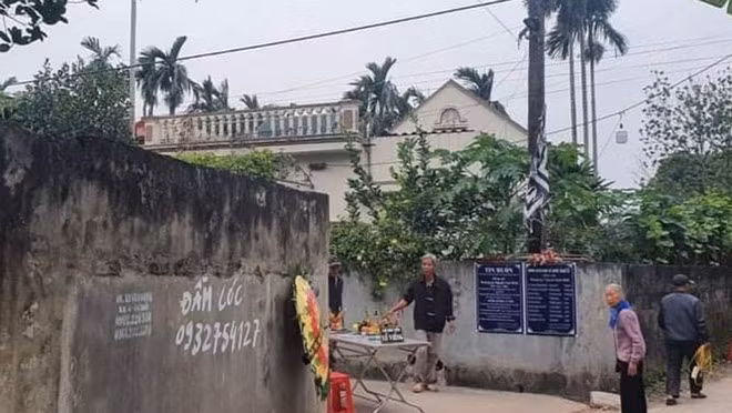 Gia đình lo hậu sự cho thượng úy Minh