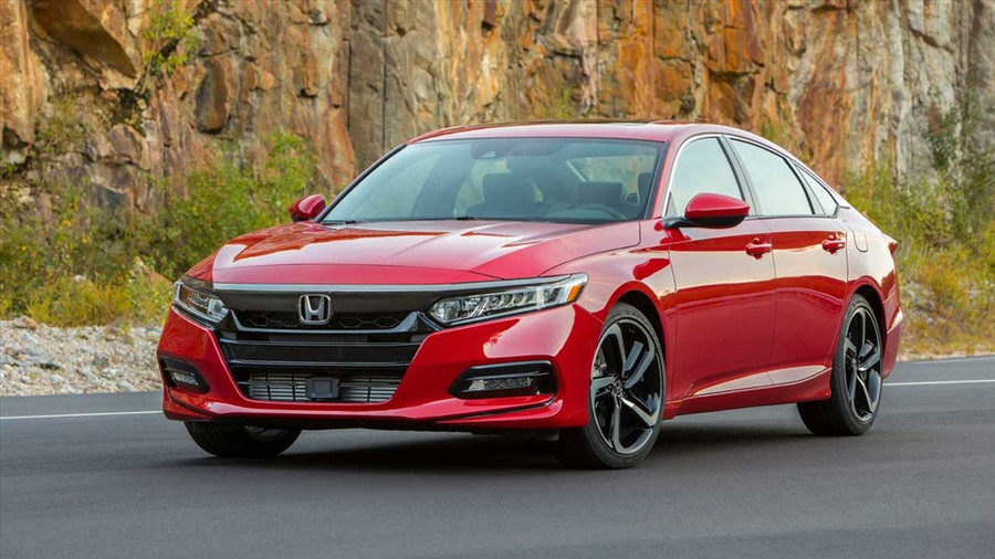 10 ôtô bán chậm nhất thị trường Việt Nam tháng 10 ảnh 6