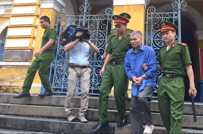  Vũ Quốc Hảo (nguyên Tổng Giám đốc Công ty Cho thuê tài chính ALC II) đang chờ THA tử hình