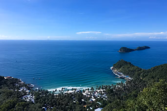 Đây là điểm cao đẹp trên đảo Nam Du thường được gọi là cao điểm sống ảo do khách du lịch hay chụp ảnh ở đây