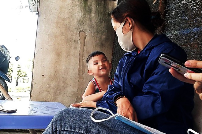 Manh áo bạc vì dịch: Sa bẫy lừa việc làm ảnh 1 Chị N.T.G phải mất 4 lần chạy lên xuống mới đòi được tiền đã đóng cho Công ty V.A nhưng không nhận được việc làm. ẢNH: NHẬT LINH