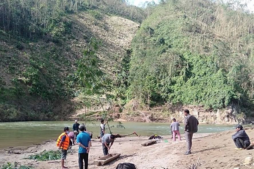  Hiện trường tìm thấy thi thể nạn nhân. Ảnh: Chí Đại