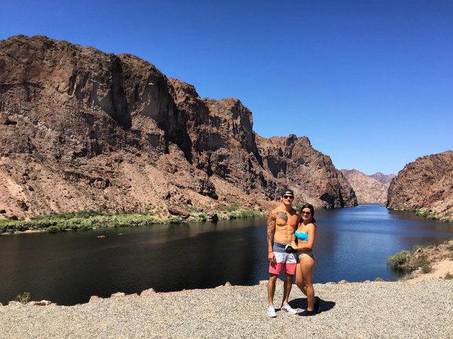 Cả hai đang rất hạnh phúc bên nhau - Ảnh: Chụp màn hình