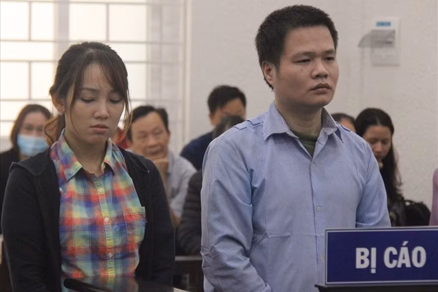 Vợ chồng Nguyễn Văn Thái bị cáo buộc lừa đảo chiếm đoạt tiền của nhiều bị hại. Ảnh: V.Dũng.