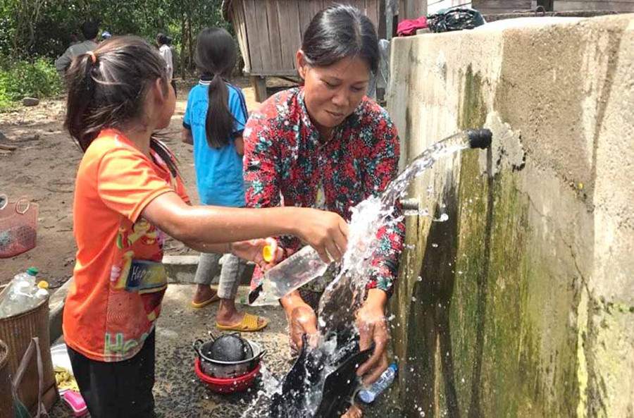 Công trình nước tự chảy do dân làng Lơ Bơ (xã Chư Krêy, huyện Kông Chro) xây dựng. Ảnh: R'Ô Hok