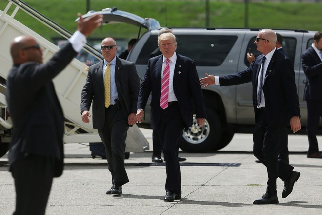  Tổng thống Trump sẽ được các nhân viên mật vụ Mỹ bảo vệ trọn đời - Ảnh: Reuters
