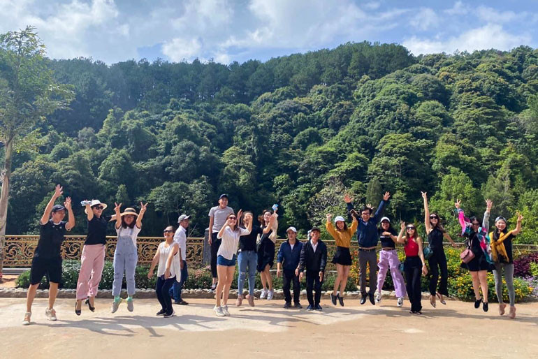 Với nhiều hoạt động trải nghiệm cùng nhau Với nhiều hoạt động trải nghiệm cùng nhau