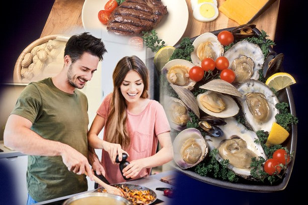 Nam giới nên sử dụng thực phẩm chứa nhiều kẽm như thịt bò nạc, hàu, thịt gà, ngũ cốc và đậu,... để bổ sung lượng kẽm cần thiết cho cơ thể. Đồ họa: Nhật Huy.