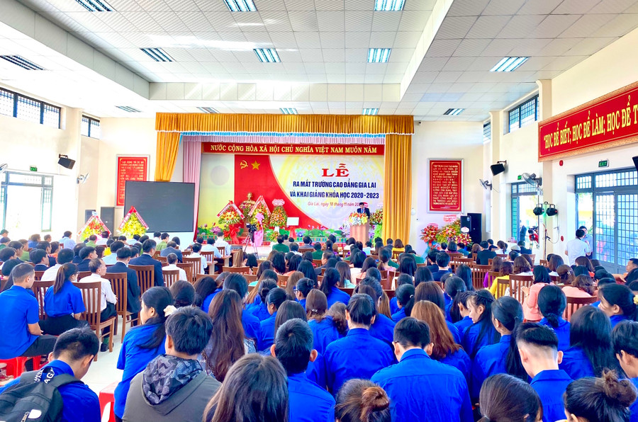 Quang cảnh buổi lễ. Ảnh: Mộc Trà