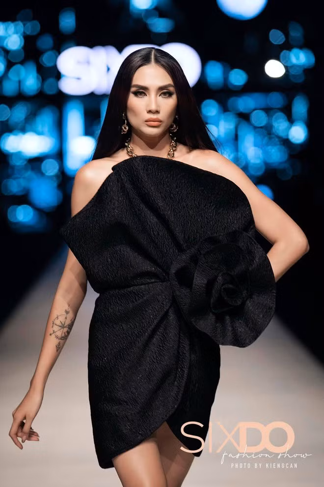 Chân dài thừa nhận cô thường xem những bình luận tiêu cực để hoàn thiện mình hơn ẢNH: FBNV