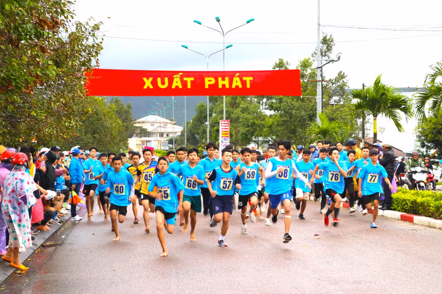 Các vận động viên tranh tài tại giải. Ảnh: Ngọc Minh