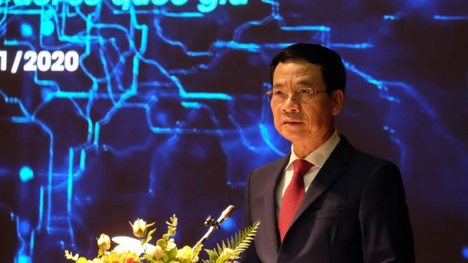 Bộ trưởng TT-TT Nguyễn Mạnh Hùng ẢNH MẠNH HÙNG