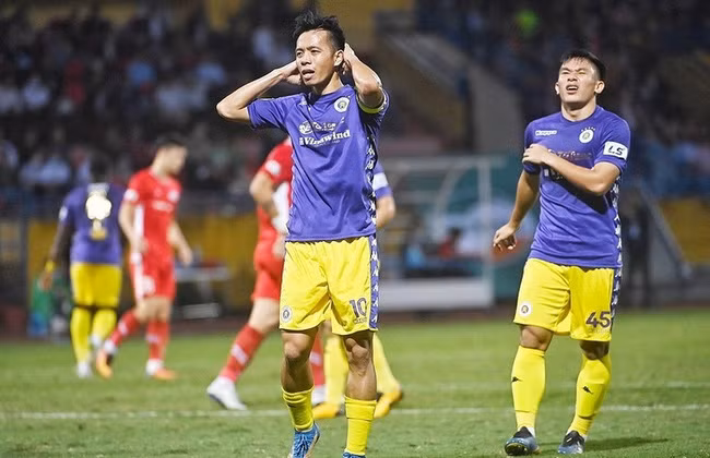 Văn Quyết bỏ lỡ khá nhiều cơ hội ở trận hòa Viettel