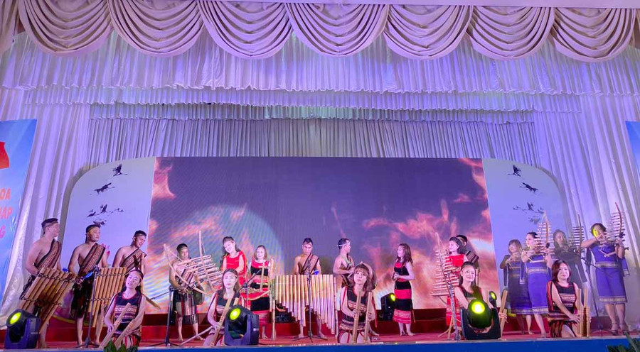 Một tiết mục của đoàn Gia Lai tham gia Hội thi tuyên truyền lưu động toàn quốc 2020. Ảnh: Võ Thanh Thảo Một tiết mục của đoàn Gia Lai tham gia Hội thi tuyên truyền lưu động toàn quốc 2020. Ảnh: Võ Thanh Thảo