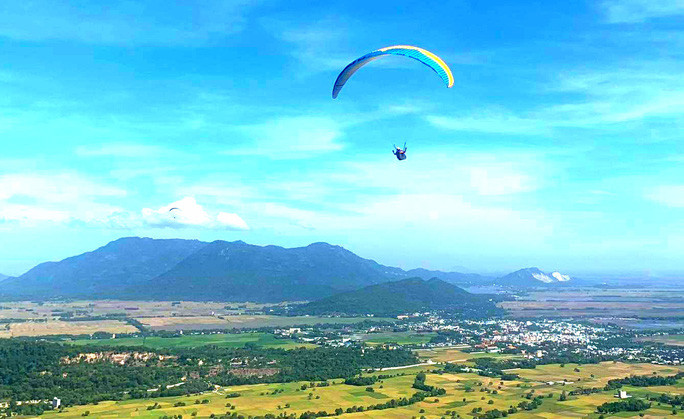  Bảy Núi tuyệt đẹp nhìn từ trên đỉnh Phụng Hoàng Sơn