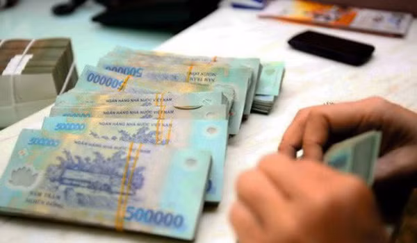 Quốc hội quyết định chưa tăng lương cơ sở đối với cán bộ, công chức, viên chức từ ngày 1/7/2020.