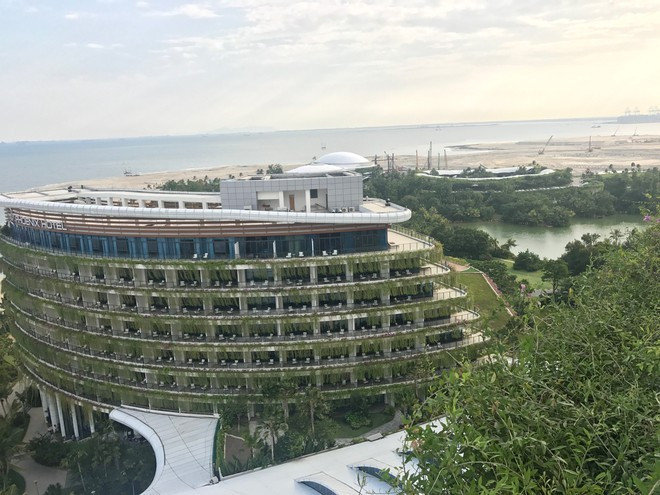 Hiện loại hình căn hộ codotel bùng nổ nhất là ở các tỉnh có biển. ẢNH: ĐÌNH SƠN