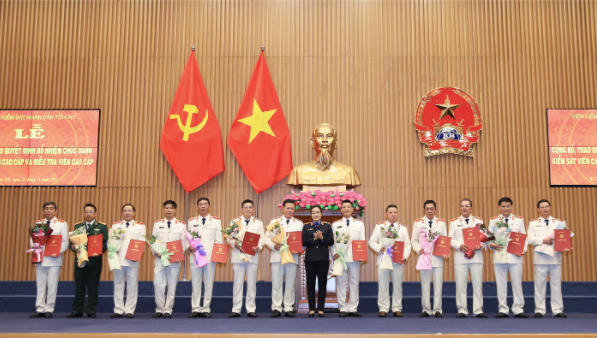 Viện trưởng VKSND Tối cao bổ nhiệm chức danh Điều tra viên cao cấp cho nhiều cán bộ thuộc Cơ quan điều tra VKSND Tối cao và một số đơn vị.