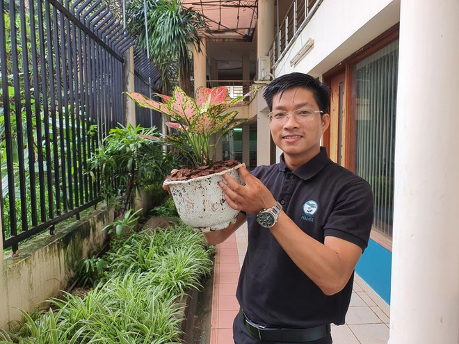 Hồng Đăng đam mê nông nghiệp sạch. ẢNH: THÚY HẰNG Hồng Đăng đam mê nông nghiệp sạch. ẢNH: THÚY HẰNG