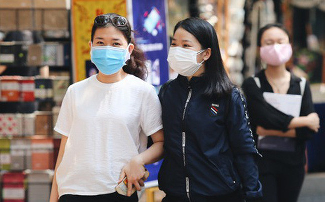  Từ 15/11, không đeo khẩu trang nơi công cộng có thể bị phạt đến 6 triệu đồng. Ảnh minh họa. IT