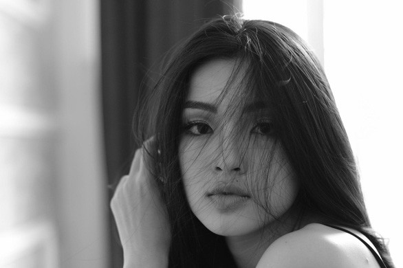 Lan Thy có vẻ đẹp rất Á Đông, được khen ngợi trong giới người mẫu ảnh trẻ - Ảnh: FB NHÂN VẬT