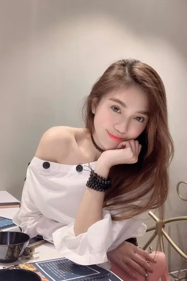 Cô tâm sự danh hiệu Hoa khôi cũng là áp lực khi cô đặt mục tiêu khó khăn hơn là chinh phục vương miện Hoa hậu Việt Nam 2020. Cô tin áp lực đó sẽ trở thành động lực để cô cố gắng mỗi ngày.