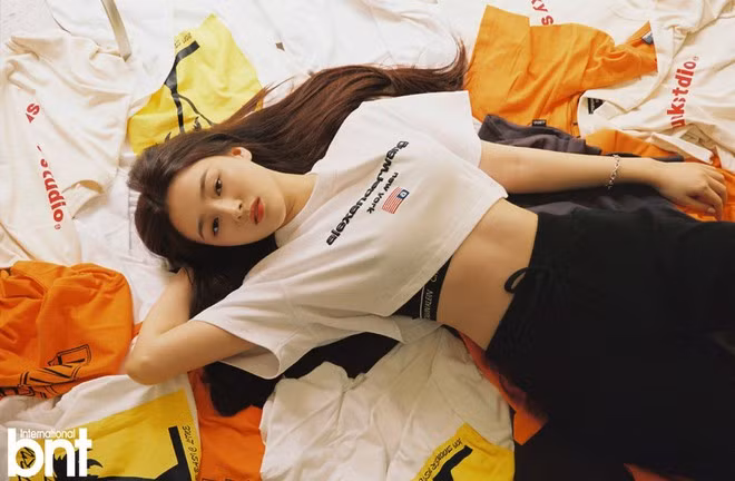 Cuối năm ngoái, Nancy đã nhanh chóng giảm cân và khiến khán giả ngưỡng mộ với vóc dáng gọn gàng hơn. Dù vậy, cô đôi khi vẫn hay lo lắng về vẻ ngoài của mình ẢNH: INSTAGRAM NV