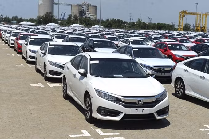 Xe nhập từ Indonesia vẫn có giá “rẻ vô địch“, trung bình chỉ 280 triệu đồng/chiếc. Ảnh minh họa