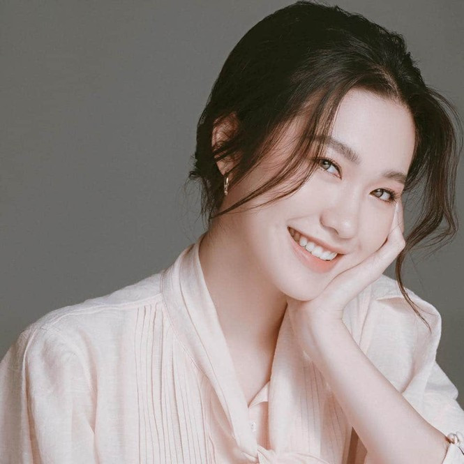 Doãn Hải My là một trong những thí sinh nhận được sự quan tâm của khán giả. Cô từng là học sinh giỏi 12 năm liên tiếp, thi đỗ chương trình chất lượng cao của Đại học Luật Hà Nội. Cô giao tiếp tiếng Anh tốt, IELTS đạt mức 7.0. Người đẹp Hà Nội còn có thể giao tiếp tiếng Trung.