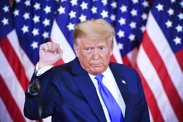 Giới quan sát lo tính khí thất thường của ông Trump sẽ dẫn đến rắc rối sau bầu cử - Ảnh: AFP