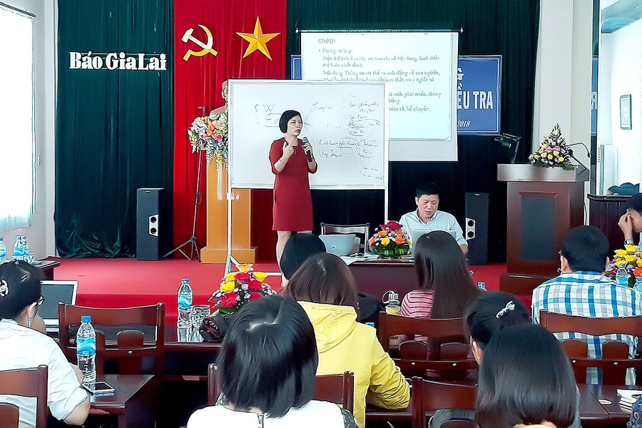 Tập huấn nghiệp vụ. Ảnh: Đức Thụy