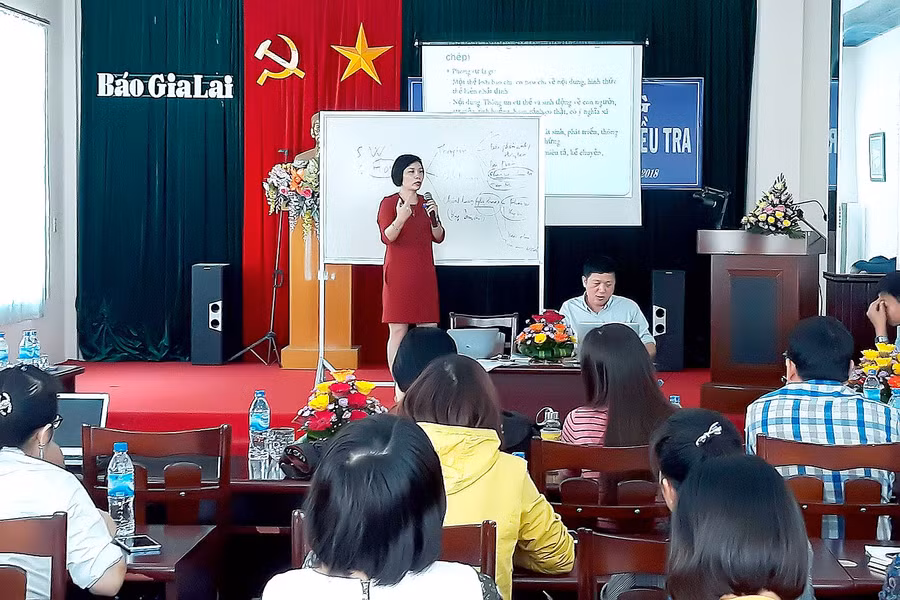 Tập huấn nghiệp vụ. Ảnh: Đức Thụy