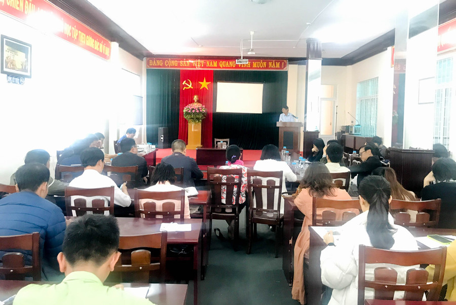 Quang cảnh cuộc họp. Ảnh: Trần Dung