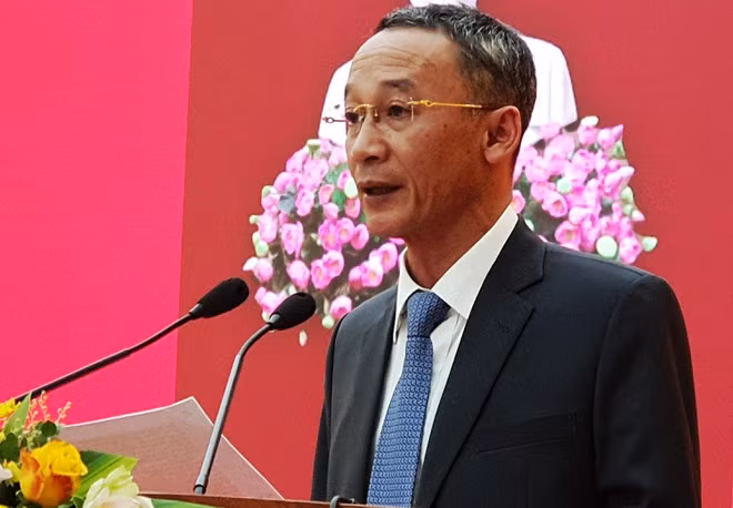 Ông Trần Văn Hiệp được bầu giữ chức Chủ tịch UBND tỉnh Lâm Đồng, nhiệm kỳ 2016 - 2021. Ảnh: Gia Bình