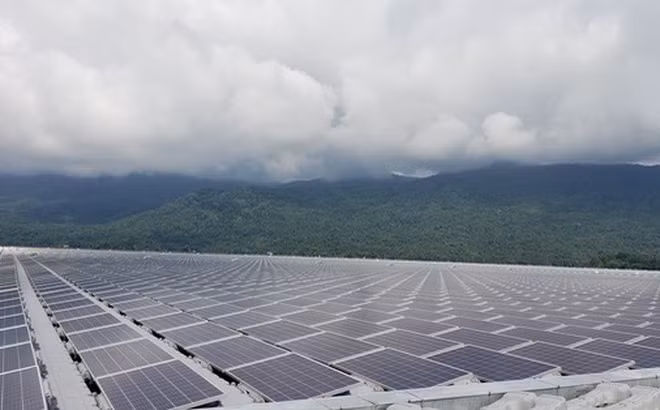 Nếu không sớm có phương án xử lý sau thời hạn sử dụng, thì điện mặt trời sẽ là 1 thảm họa môi trường mới (hình chỉ mang tính minh họa)