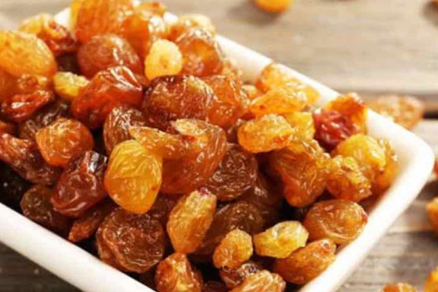 Nho khô có nhiều chất dinh dưỡng tích cực rất tốt cho sức khỏe con người. Ảnh nguồn: Pixabay. Nho khô có nhiều chất dinh dưỡng tích cực rất tốt cho sức khỏe con người. Ảnh nguồn: Pixabay.