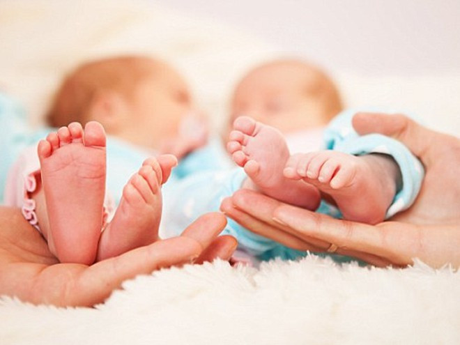 Các bác sĩ đã thực hiện ca phẫu thuật kéo dài 24 tiếng để tách đôi ca song sinh dính liền đầu cực hiếm - Ảnh minh họa: Shutterstock Các bác sĩ đã thực hiện ca phẫu thuật kéo dài 24 tiếng để tách đôi ca song sinh dính liền đầu cực hiếm - Ảnh minh họa: Shutterstock