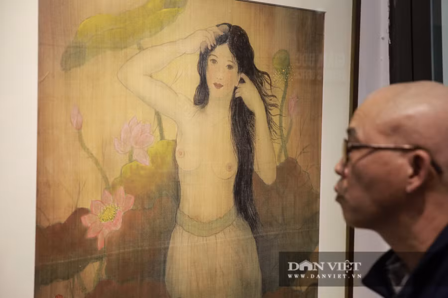  Ở triển lãm “Nude - Vẻ đẹp tuyệt mỹ của tạo hóa”, nhiều người sẽ thấy người phụ nữ không chỉ hiện hữu sinh động trong mọi khía cạnh của đời sống mà còn mang những sắc thái biểu đạt đậm chất văn học và nghệ thuật.