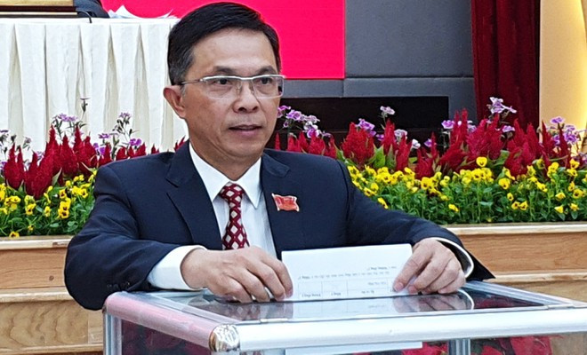 Ông Đặng Trí Dũng giữ chức Phó chủ tịch UBND tỉnh Lâm Đồng. Ảnh: Gia Bình Ông Đặng Trí Dũng giữ chức Phó chủ tịch UBND tỉnh Lâm Đồng. Ảnh: Gia Bình