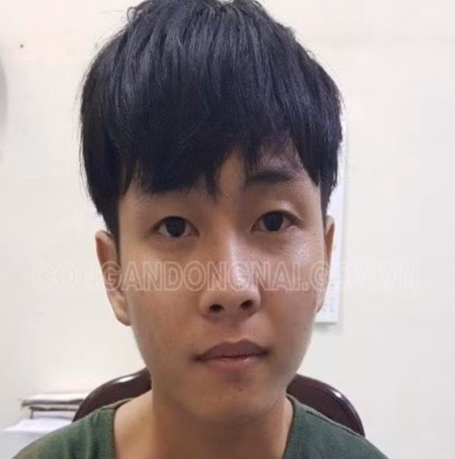 Nguyễn Văn Dân tại cơ quan công an. (Ảnh: CAĐN)