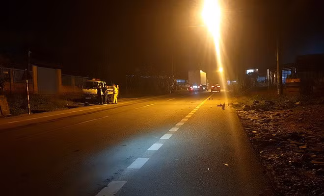 Hiện trường vụ tai nạn làm em T. tử vong ẢNH: TRÙNG DƯƠNG