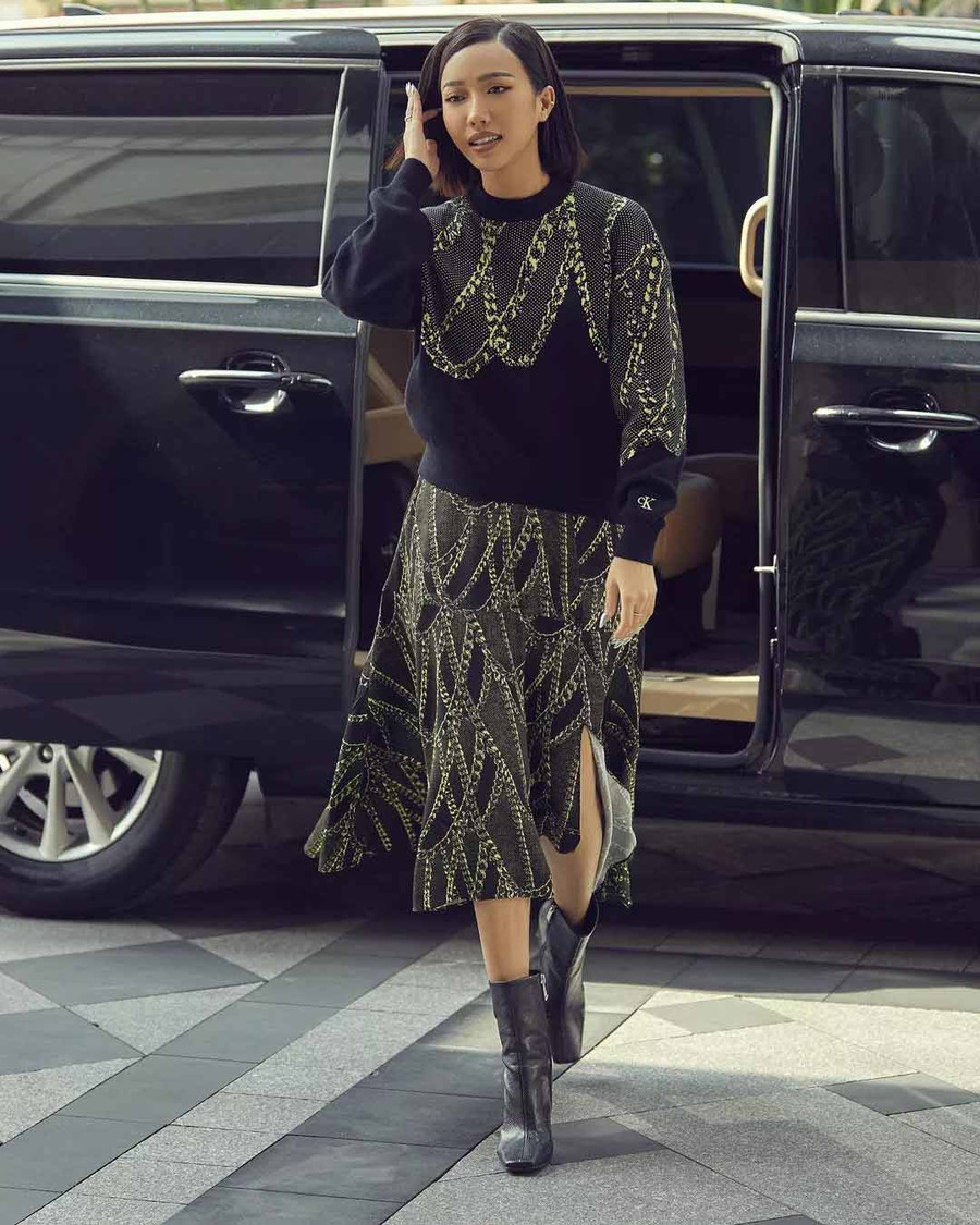 Diệu Nhi sưu tầm triết lý về giá trị bản thân: “Đừng bao giờ hạ thấp giá trị bản thân bằng cách so sánh mình với những người khác. Đó là vì mỗi chúng ta là những con người hoàn toàn khác nhau, chúng ta là những cá nhân độc lập với những tài năng riêng biệt”.