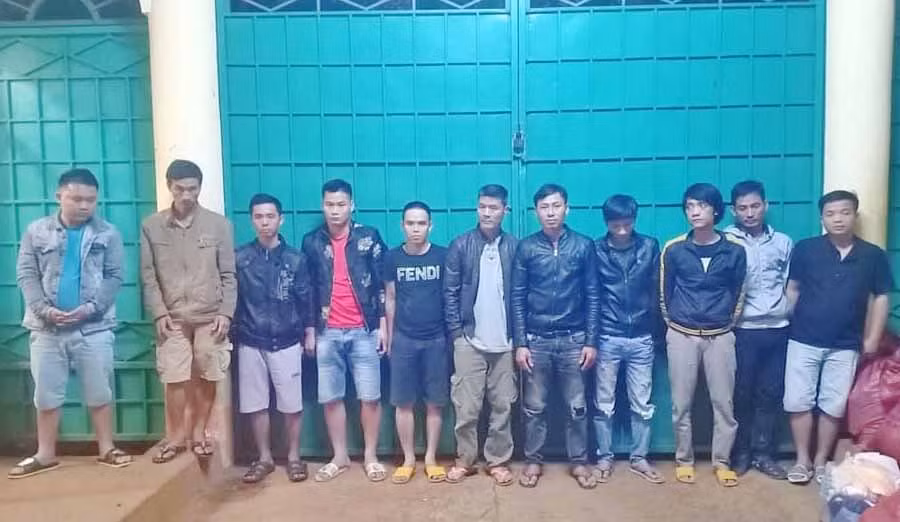 11 đối tượng đã bị tạm giam. Ảnh: Văn Ngọc