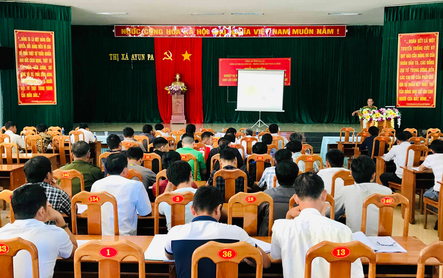 Quang cảnh buổi huấn luyện. Ảnh: Ngọc Sang 